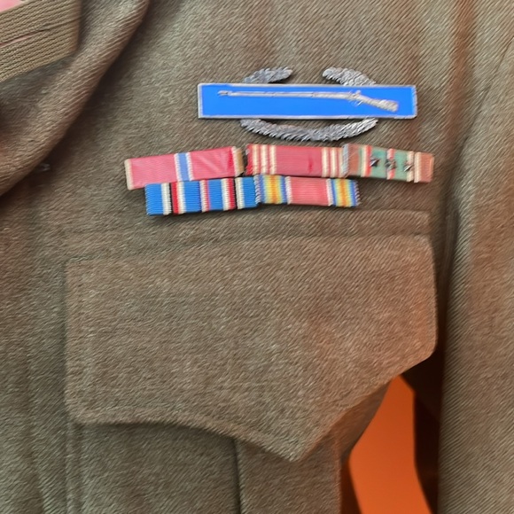 ****Authentic WW II Ike Jacket-Sz 34 R*** - Picture 2 of 9